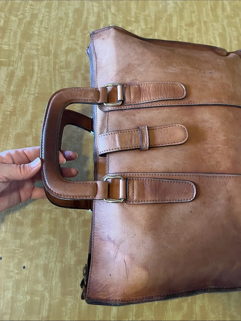Source Unknown Tan Leather Briefcase - Classic Men’s Carryall